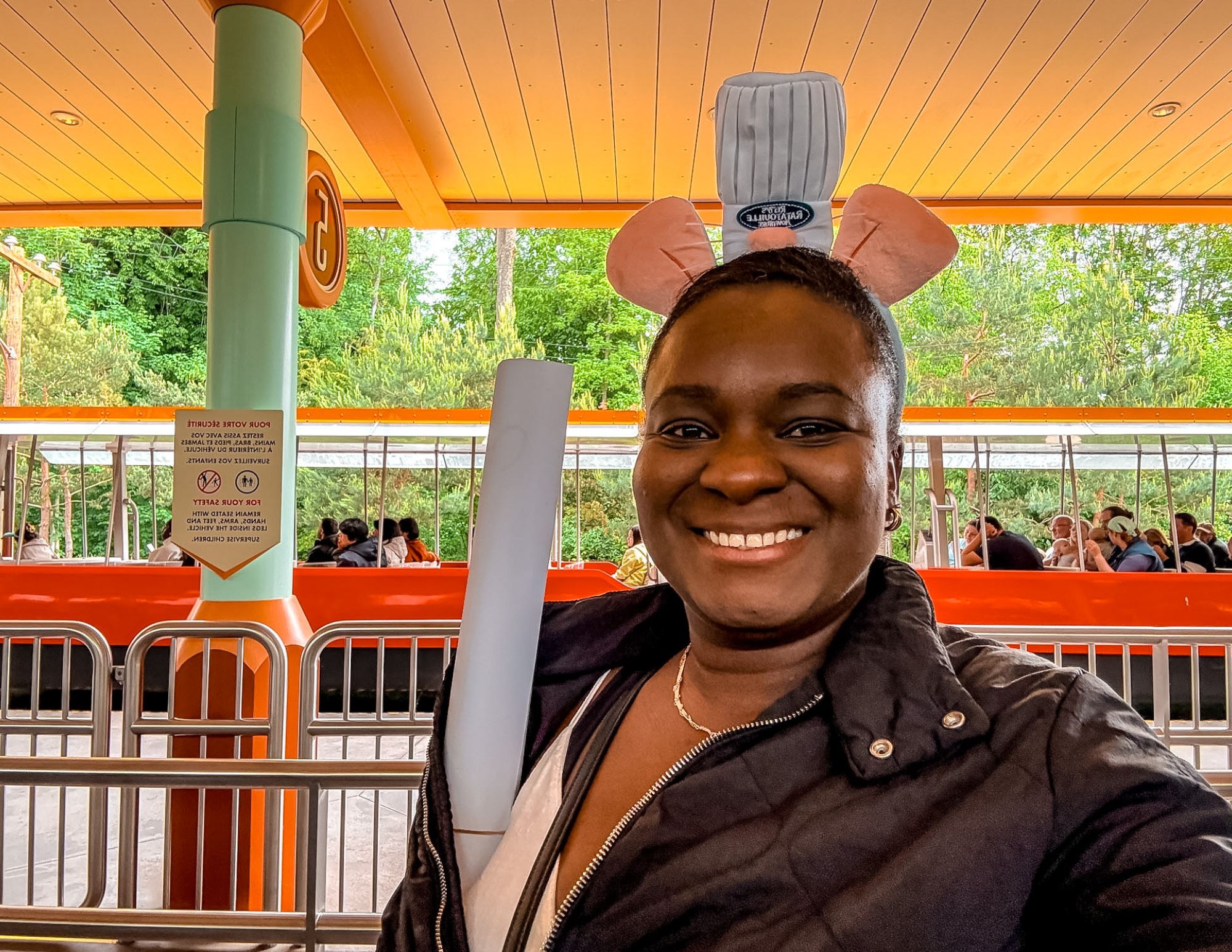 Disneyland Paris Guide (7).png